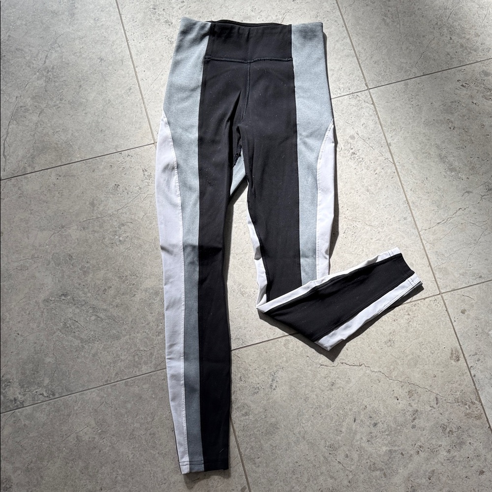 Athleta Crest Colorblock Tights